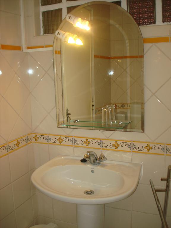 Pensao Residencial Luanda 호텔 토마르 객실 사진