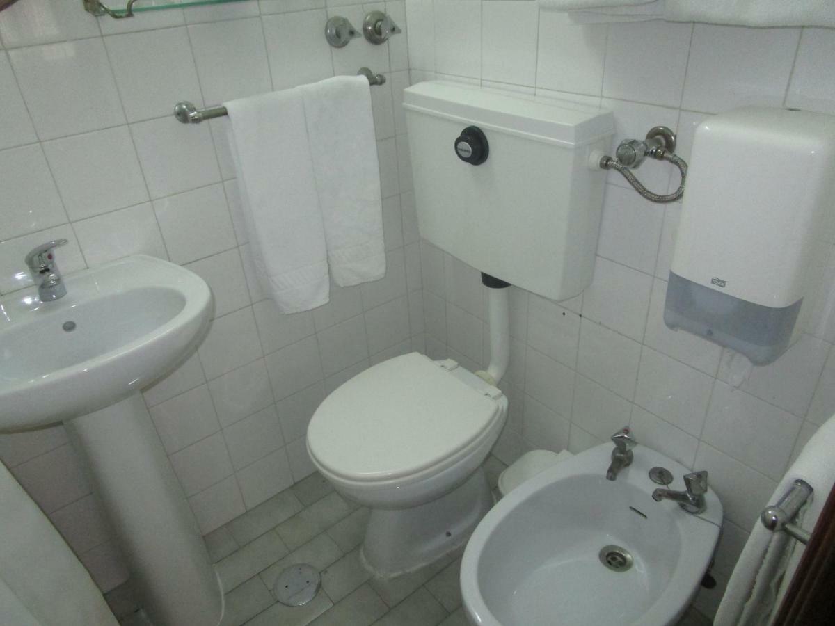Pensao Residencial Luanda 호텔 토마르 외부 사진